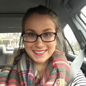 Meet your Posher, Sarah